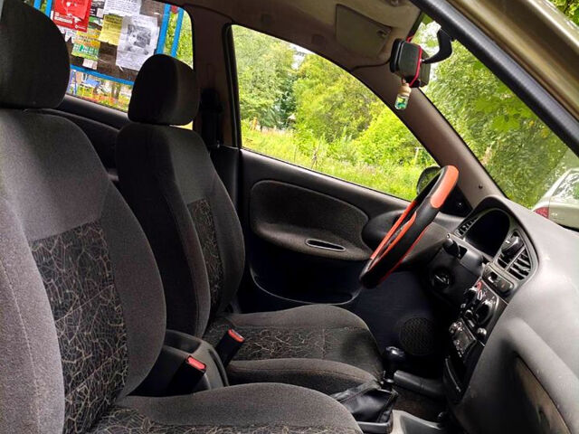 Дэу Ланос, объемом двигателя 1.5 л и пробегом 300 тыс. км за 2400 $, фото 9 на Automoto.ua