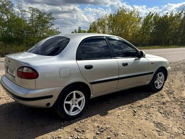 Дэу Ланос, объемом двигателя 1.5 л и пробегом 200 тыс. км за 3200 $, фото 2 на Automoto.ua