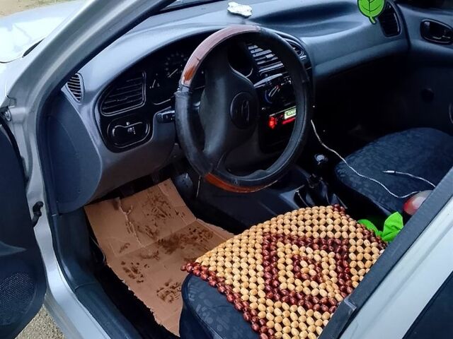 Дэу Ланос, объемом двигателя 1.5 л и пробегом 154 тыс. км за 2750 $, фото 6 на Automoto.ua