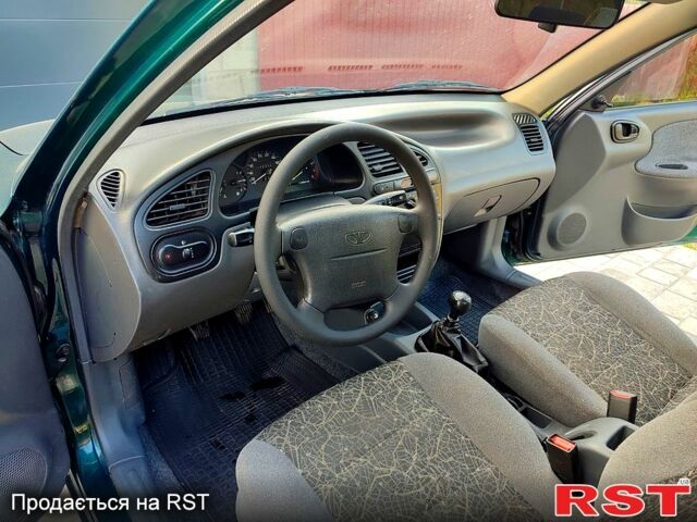 Дэу Ланос, объемом двигателя 1.6 л и пробегом 202 тыс. км за 2300 $, фото 2 на Automoto.ua