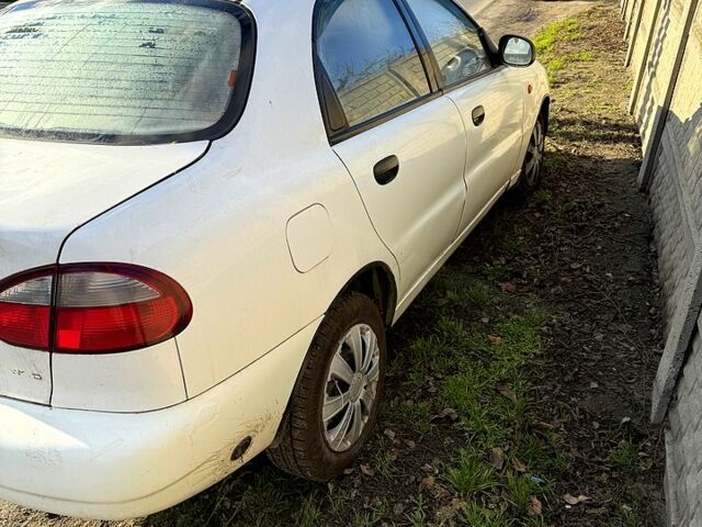 Дэу Ланос, объемом двигателя 1.6 л и пробегом 222 тыс. км за 750 $, фото 2 на Automoto.ua