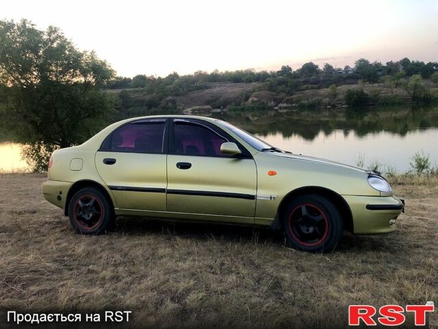 Деу Ланос, об'ємом двигуна 1.5 л та пробігом 215 тис. км за 2000 $, фото 1 на Automoto.ua