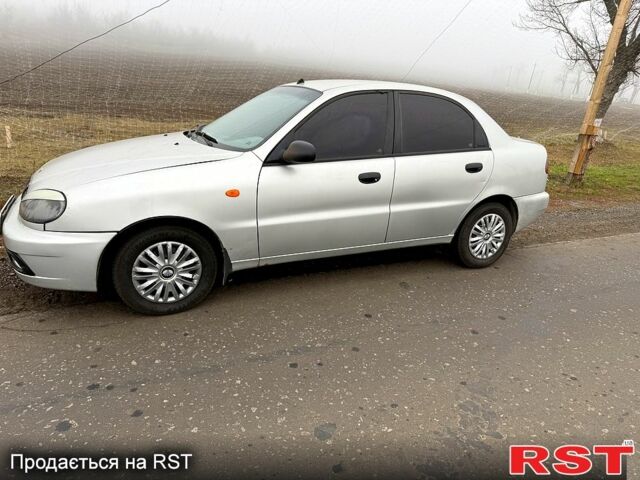 Дэу Ланос, объемом двигателя 1.5 л и пробегом 280 тыс. км за 2000 $, фото 2 на Automoto.ua