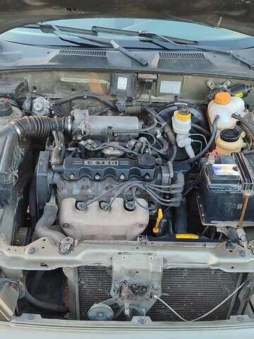 Деу Ланос, об'ємом двигуна 1.5 л та пробігом 203 тис. км за 2100 $, фото 3 на Automoto.ua