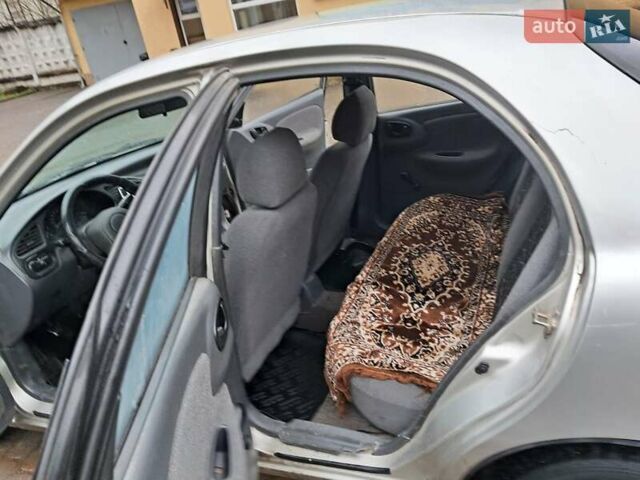 Дэу Ланос, объемом двигателя 1.5 л и пробегом 202 тыс. км за 1400 $, фото 4 на Automoto.ua