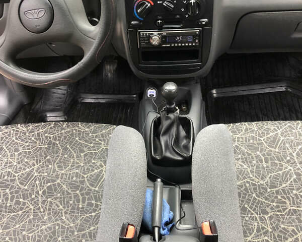 Дэу Ланос, объемом двигателя 1.5 л и пробегом 144 тыс. км за 3000 $, фото 4 на Automoto.ua