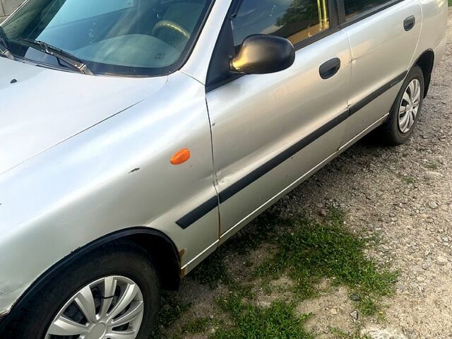 Дэу Ланос, объемом двигателя 1.5 л и пробегом 0 тыс. км за 1300 $, фото 2 на Automoto.ua