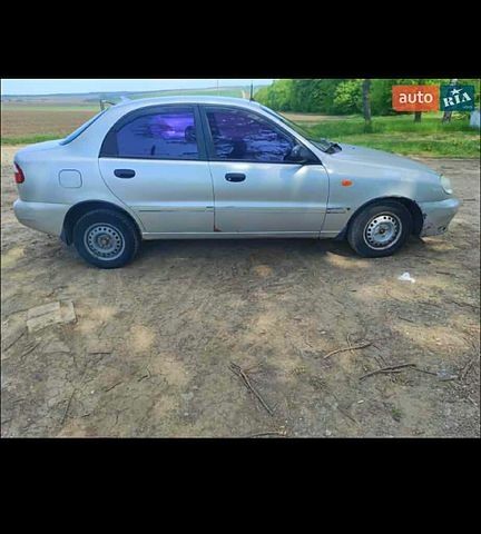 Дэу Ланос, объемом двигателя 1.5 л и пробегом 274 тыс. км за 1499 $, фото 3 на Automoto.ua