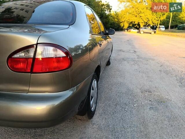 Дэу Ланос, объемом двигателя 1.6 л и пробегом 240 тыс. км за 2200 $, фото 3 на Automoto.ua