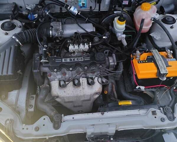 Дэу Ланос, объемом двигателя 1.5 л и пробегом 218 тыс. км за 2150 $, фото 5 на Automoto.ua