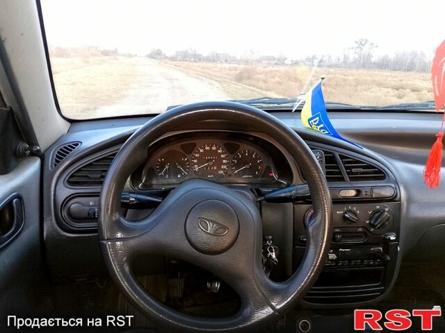 Дэу Ланос, объемом двигателя 15 л и пробегом 98 тыс. км за 2200 $, фото 5 на Automoto.ua