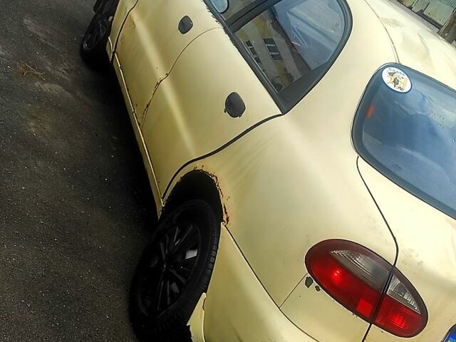 Дэу Ланос, объемом двигателя 15 л и пробегом 400 тыс. км за 1350 $, фото 3 на Automoto.ua