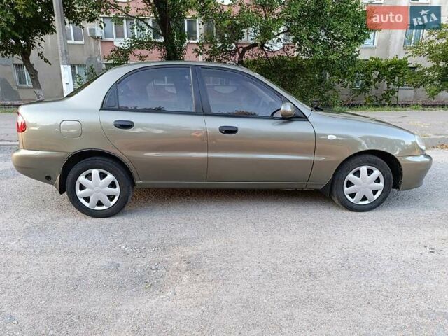 Дэу Ланос, объемом двигателя 1.6 л и пробегом 240 тыс. км за 2200 $, фото 6 на Automoto.ua