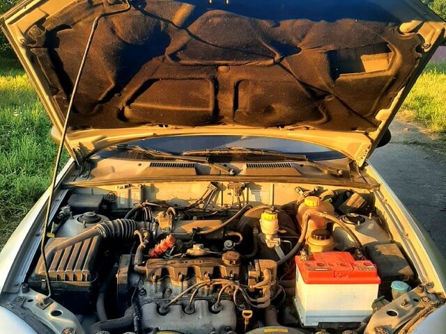 Деу Ланос, об'ємом двигуна 1.5 л та пробігом 181 тис. км за 2400 $, фото 4 на Automoto.ua