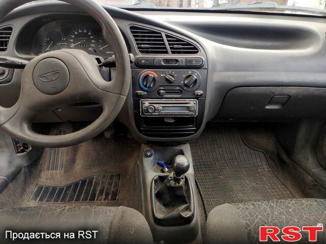 Дэу Ланос, объемом двигателя 1.5 л и пробегом 247 тыс. км за 1100 $, фото 7 на Automoto.ua