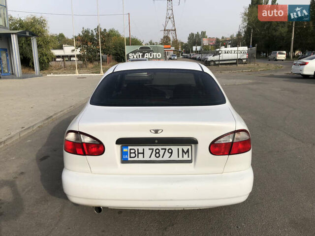 Дэу Ланос, объемом двигателя 1.5 л и пробегом 180 тыс. км за 1999 $, фото 6 на Automoto.ua