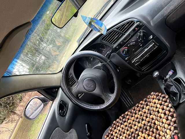 Деу Ланос, об'ємом двигуна 1.6 л та пробігом 425 тис. км за 1150 $, фото 5 на Automoto.ua