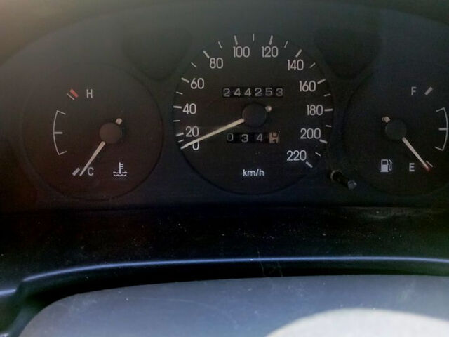 Дэу Ланос, объемом двигателя 1.5 л и пробегом 250 тыс. км за 1300 $, фото 5 на Automoto.ua