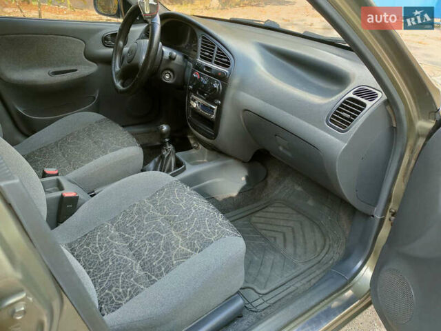 Дэу Ланос, объемом двигателя 0 л и пробегом 182 тыс. км за 2800 $, фото 6 на Automoto.ua