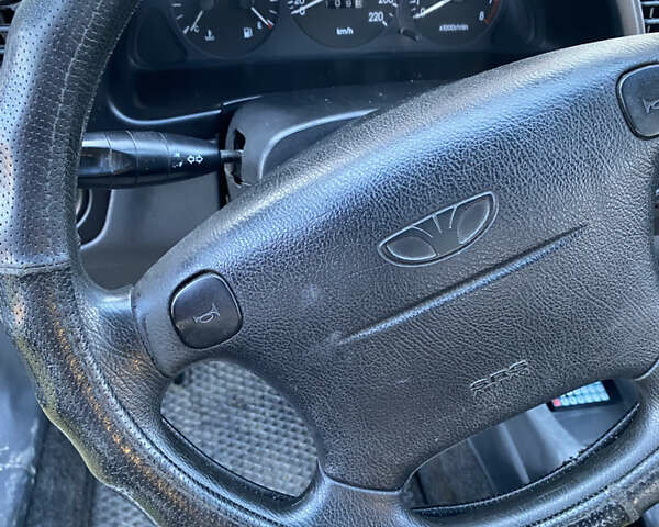 Дэу Ланос, объемом двигателя 1.6 л и пробегом 278 тыс. км за 1600 $, фото 3 на Automoto.ua