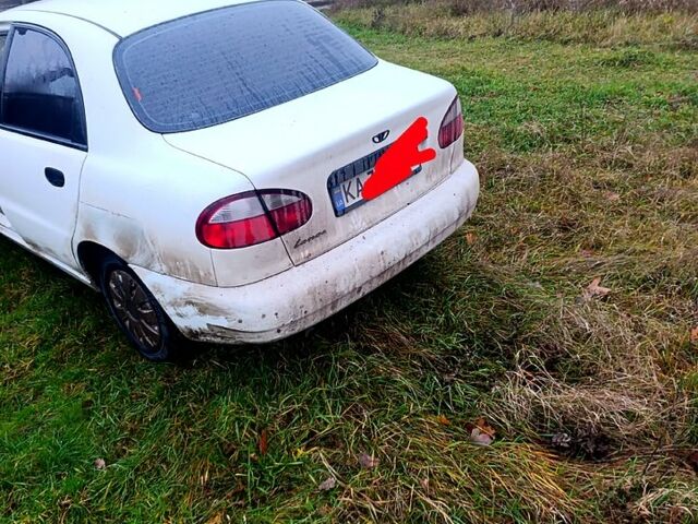 Дэу Ланос, объемом двигателя 1.5 л и пробегом 210 тыс. км за 2000 $, фото 3 на Automoto.ua