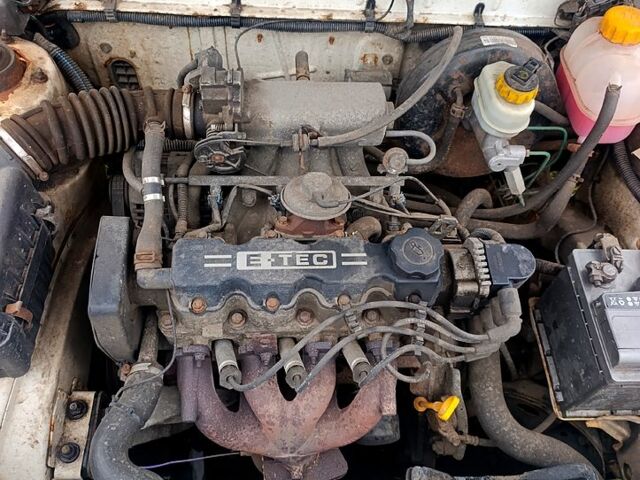 Дэу Ланос, объемом двигателя 1.5 л и пробегом 210 тыс. км за 2000 $, фото 6 на Automoto.ua