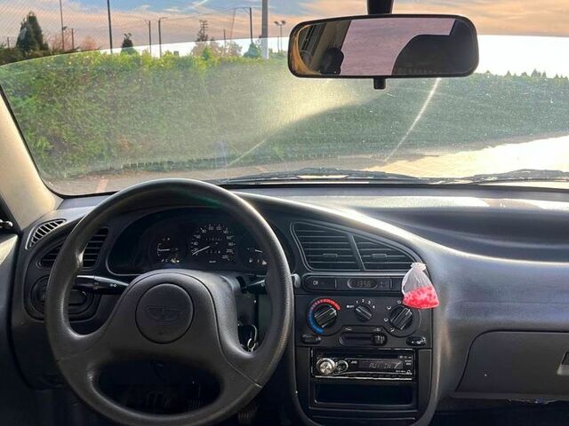 Дэу Ланос, объемом двигателя 1.5 л и пробегом 173 тыс. км за 2400 $, фото 5 на Automoto.ua