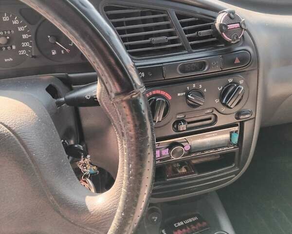 Деу Ланос, об'ємом двигуна 1.5 л та пробігом 190 тис. км за 3200 $, фото 10 на Automoto.ua