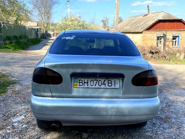 Дэу Ланос, объемом двигателя 16 л и пробегом 200 тыс. км за 1000 $, фото 5 на Automoto.ua
