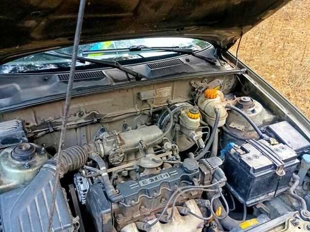 Дэу Ланос, объемом двигателя 1.5 л и пробегом 350 тыс. км за 1200 $, фото 7 на Automoto.ua