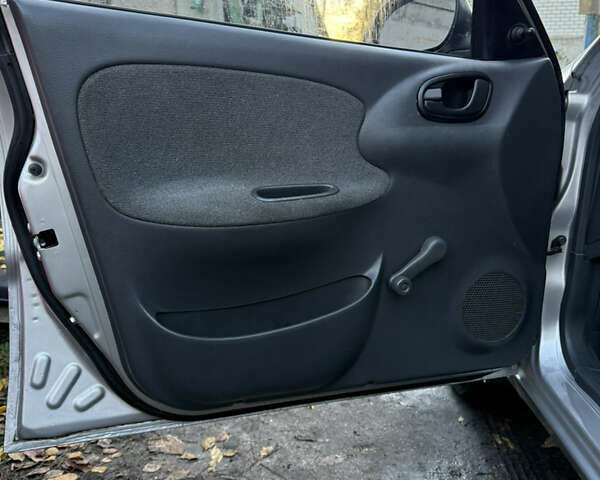 Дэу Ланос, объемом двигателя 1.5 л и пробегом 221 тыс. км за 2550 $, фото 20 на Automoto.ua