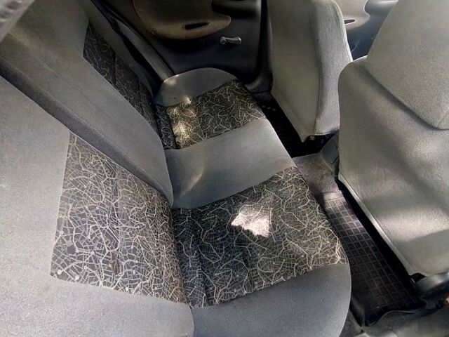 Дэу Ланос, объемом двигателя 1.5 л и пробегом 200 тыс. км за 2500 $, фото 6 на Automoto.ua