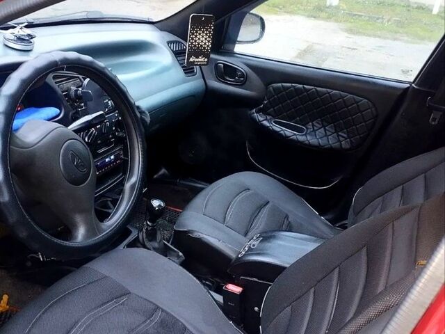 Деу Ланос, об'ємом двигуна 1.5 л та пробігом 250 тис. км за 1800 $, фото 3 на Automoto.ua