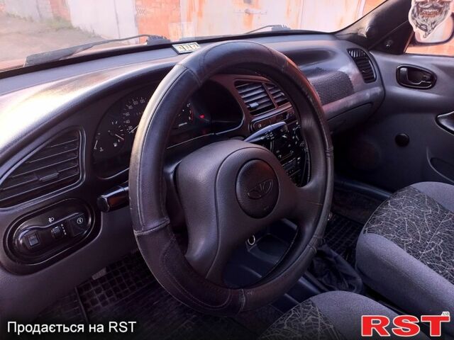 Деу Ланос 2007 у Вінниці на Automoto.ua Деу Ланос, об'ємом двигуна 1.5 л та пробігом 155 тис. км за 2850 $, фото 6 на Automoto.ua