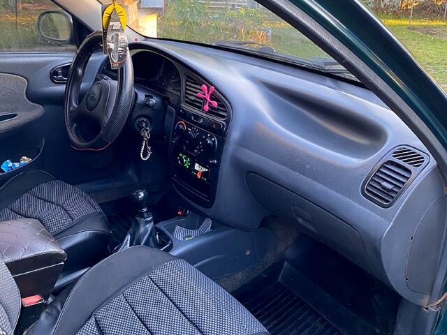 Дэу Ланос, объемом двигателя 1.5 л и пробегом 310 тыс. км за 2000 $, фото 3 на Automoto.ua