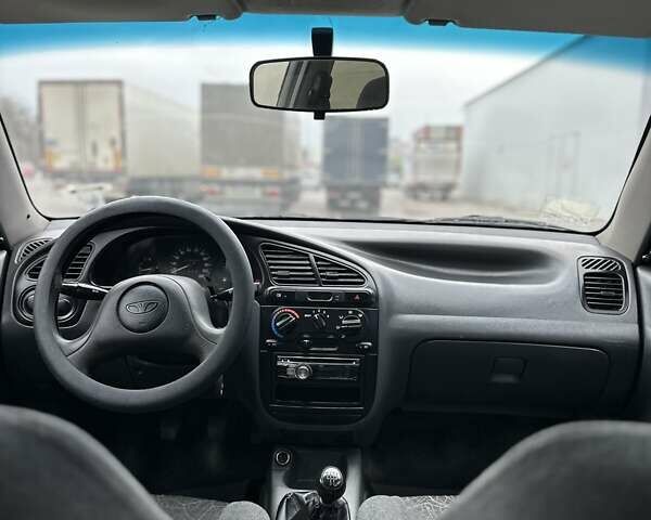 Деу Ланос, об'ємом двигуна 1.5 л та пробігом 270 тис. км за 1999 $, фото 12 на Automoto.ua