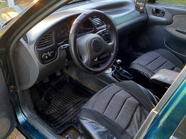 Дэу Ланос, объемом двигателя 1.5 л и пробегом 310 тыс. км за 2000 $, фото 4 на Automoto.ua