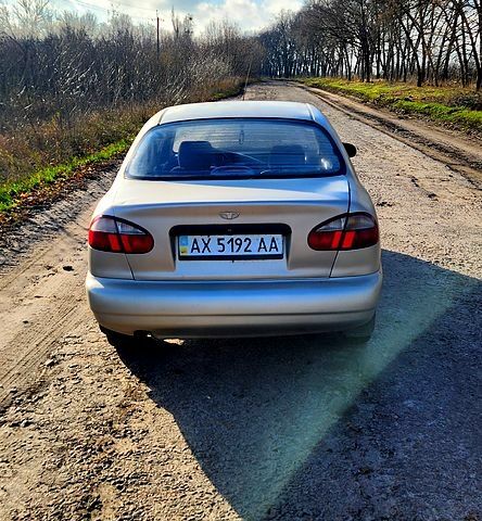 Дэу Ланос, объемом двигателя 1.5 л и пробегом 550 тыс. км за 1350 $, фото 4 на Automoto.ua