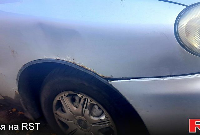 Дэу Ланос, объемом двигателя 1.4 л и пробегом 262 тыс. км за 1100 $, фото 4 на Automoto.ua