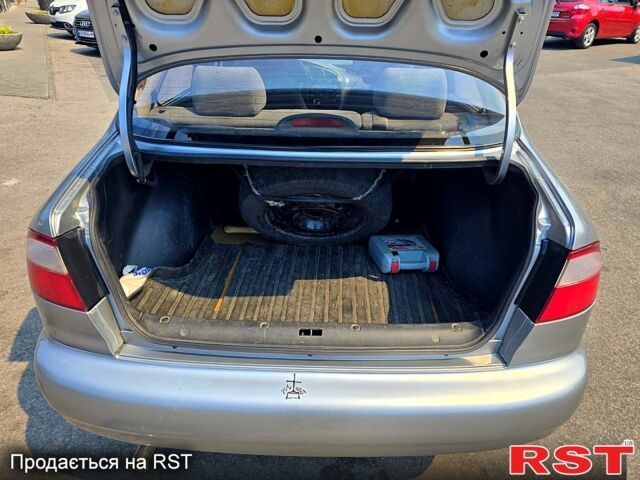 Деу Ланос, об'ємом двигуна 1.5 л та пробігом 220 тис. км за 2800 $, фото 4 на Automoto.ua
