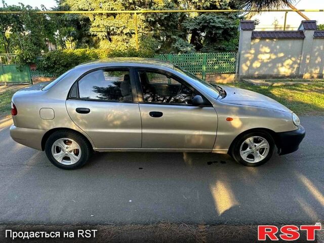 Дэу Ланос, объемом двигателя 1.5 л и пробегом 263 тыс. км за 1350 $, фото 3 на Automoto.ua