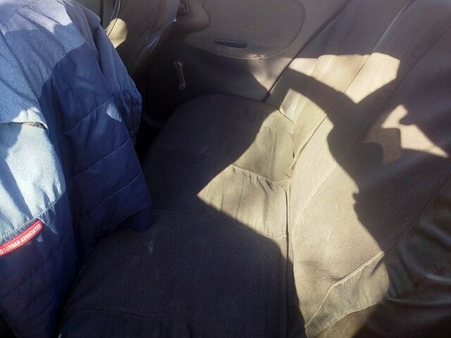 Деу Ланос, об'ємом двигуна 1.4 л та пробігом 266 тис. км за 2000 $, фото 3 на Automoto.ua