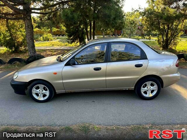 Дэу Ланос, объемом двигателя 1.5 л и пробегом 263 тыс. км за 1350 $, фото 5 на Automoto.ua
