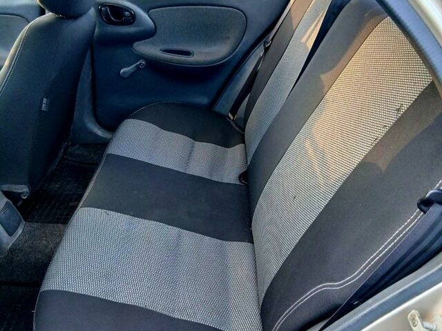 Дэу Ланос, объемом двигателя 1.5 л и пробегом 129 тыс. км за 2600 $, фото 4 на Automoto.ua