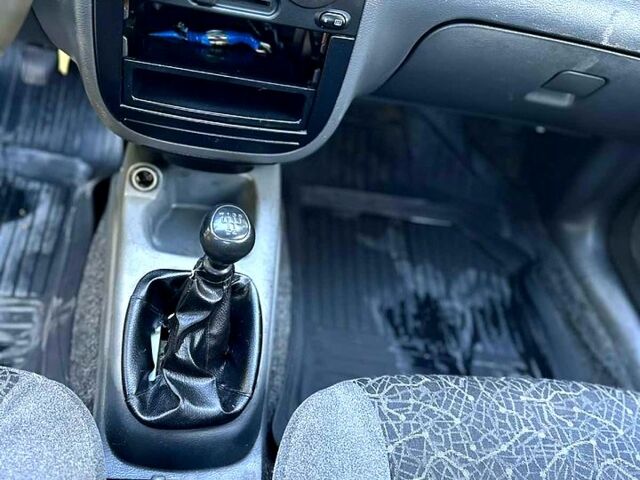 Дэу Ланос, объемом двигателя 1.5 л и пробегом 263 тыс. км за 1350 $, фото 6 на Automoto.ua