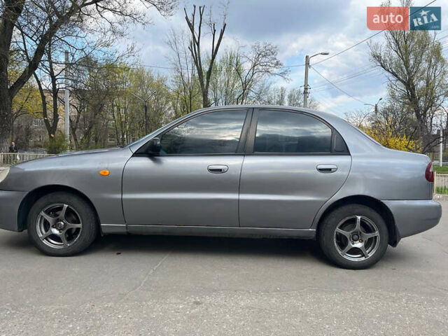 Дэу Ланос, объемом двигателя 1.5 л и пробегом 199 тыс. км за 2000 $, фото 3 на Automoto.ua