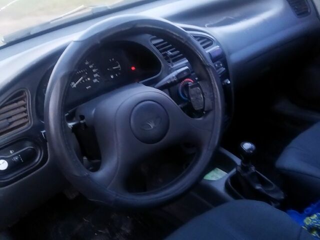 Дэу Ланос, объемом двигателя 15 л и пробегом 0 тыс. км за 2000 $, фото 2 на Automoto.ua