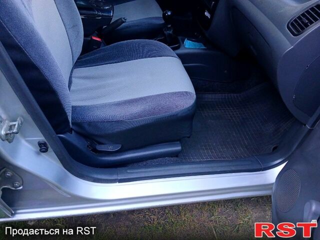 Дэу Ланос, объемом двигателя 1.4 л и пробегом 168 тыс. км за 3000 $, фото 6 на Automoto.ua