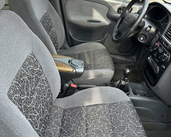 Дэу Ланос, объемом двигателя 1.6 л и пробегом 185 тыс. км за 3300 $, фото 8 на Automoto.ua