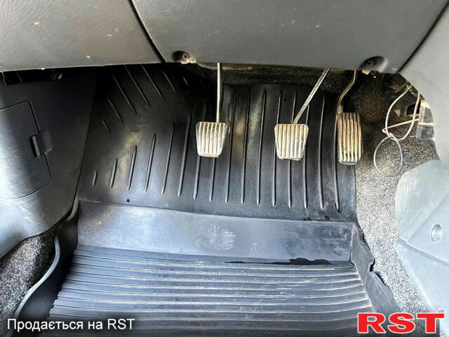 Дэу Ланос, объемом двигателя 1.4 л и пробегом 137 тыс. км за 2800 $, фото 13 на Automoto.ua